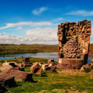 Sillustani y Lago Titicaca - Aventura de un Día